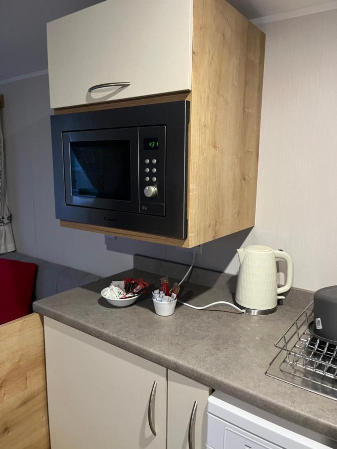 Lorraine'S Caravan Holiday Morecambe Exterior foto